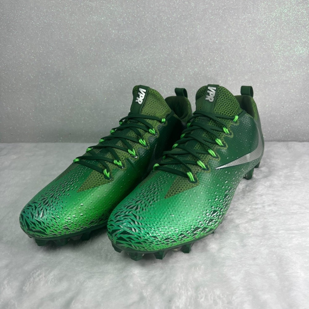 Size 16 football cleats great condition Nike green